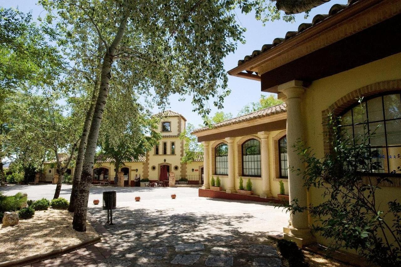 Balneario Cervantes Santa Cruz De Mudela Exterior photo